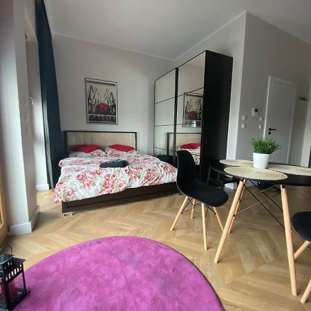 Apartament Nadmotlawie Estate Black Гданьск Экстерьер фото